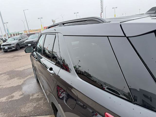 Certified 2024 Ford Explorer XLT w/ Class IV Trailer Tow Package image 4