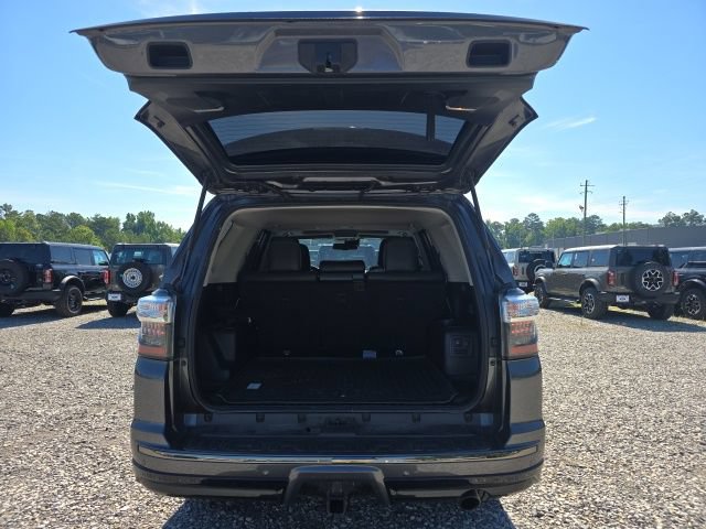 Used 2021 Toyota 4Runner Nightshade AWD/4WD image 6