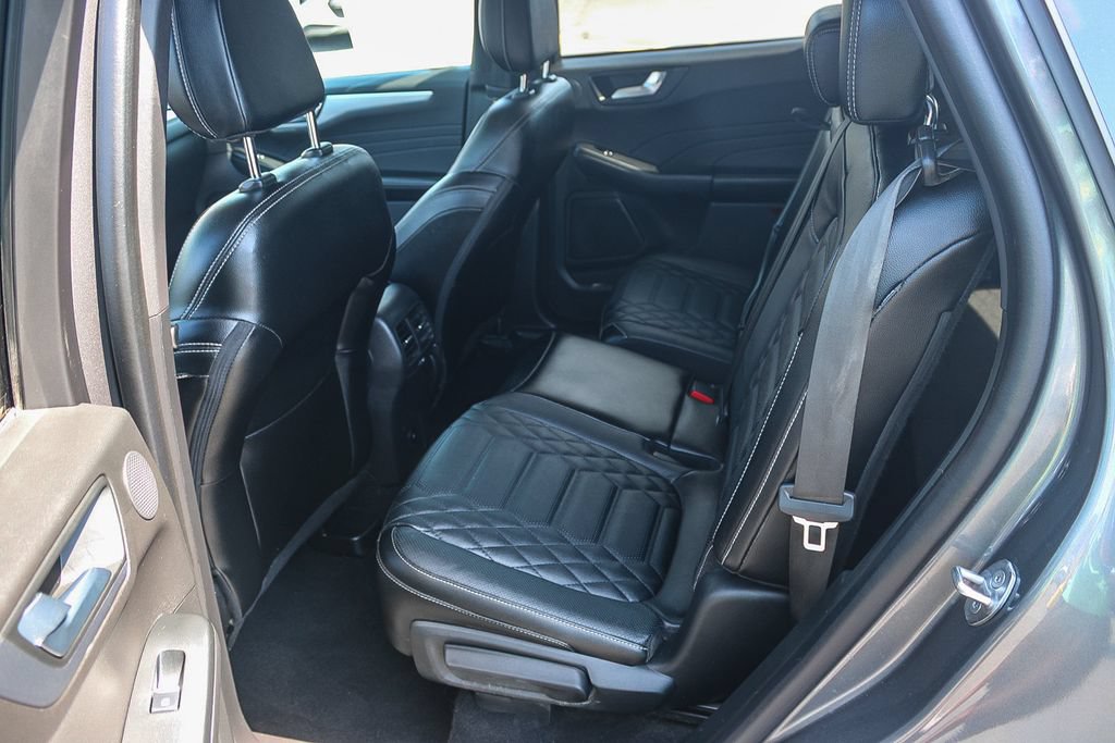 Certified 2023 Ford Escape Platinum w/ Premium Technology Package FWD image 22