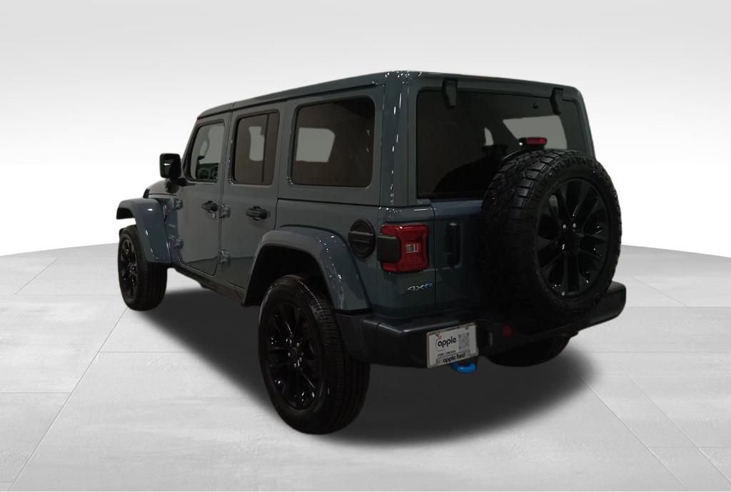 Used 2024 Jeep Wrangler Unlimited Sahara image 5