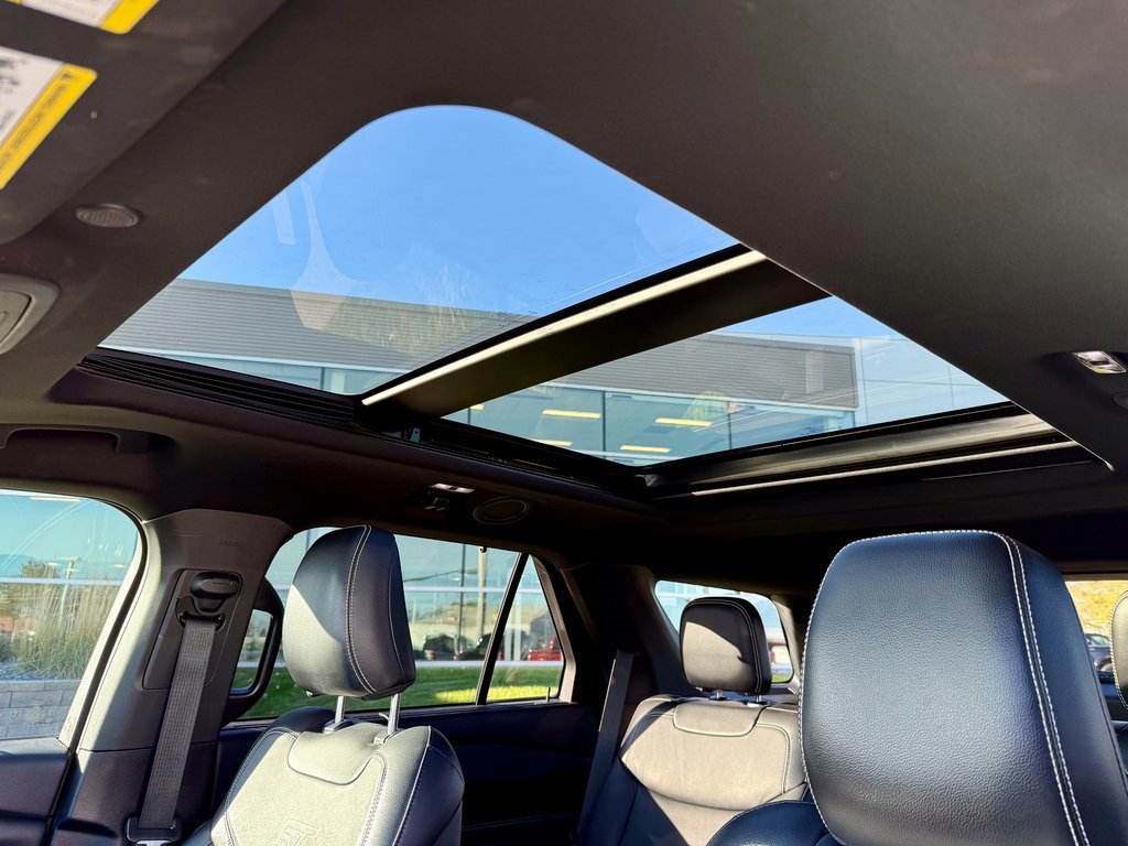 Certified 2020 Ford Explorer ST w/ ST Street Pack image 27