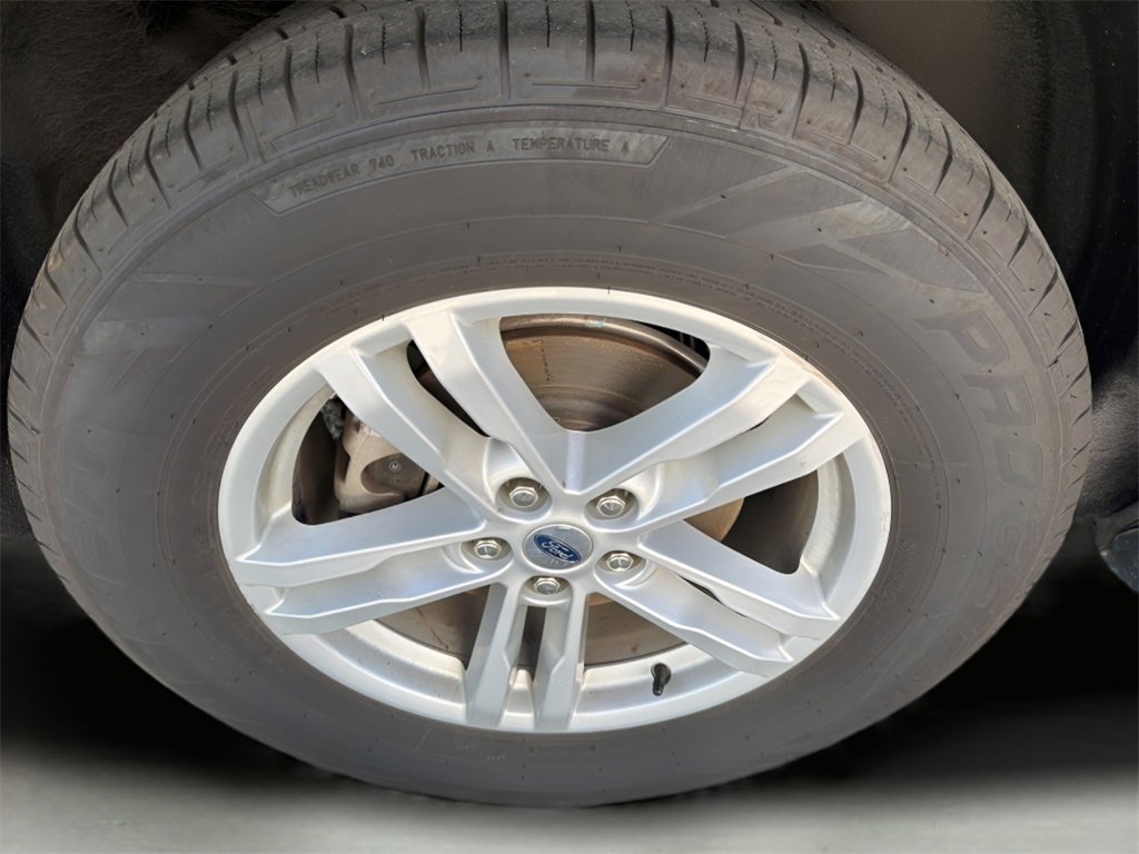 Certified 2024 Ford Explorer XLT w/ Equipment Group 202A image 24