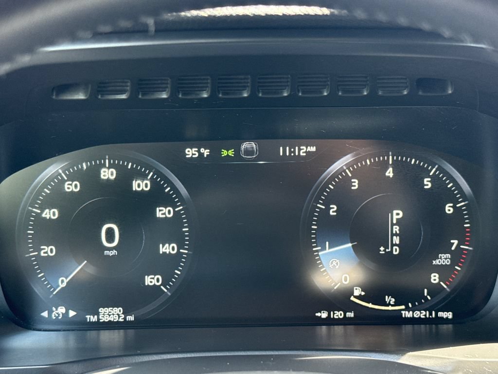 Used 2018 Volvo XC90 T6 Momentum w/ Convenience Package AWD/4WD image 18