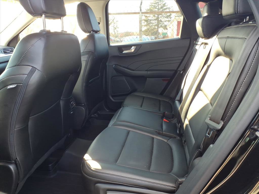 Certified 2022 Ford Escape SEL image 11