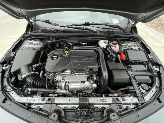 Used 2025 Chevrolet Malibu RS FWD image 33