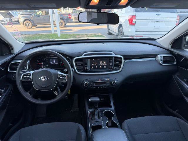 Used 2019 Kia Sorento AWD V6 image 14