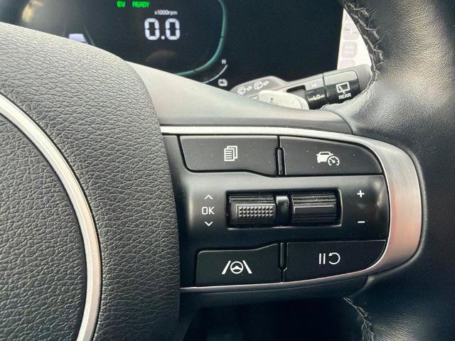Used 2023 Kia Sportage EX AWD/4WD image 15