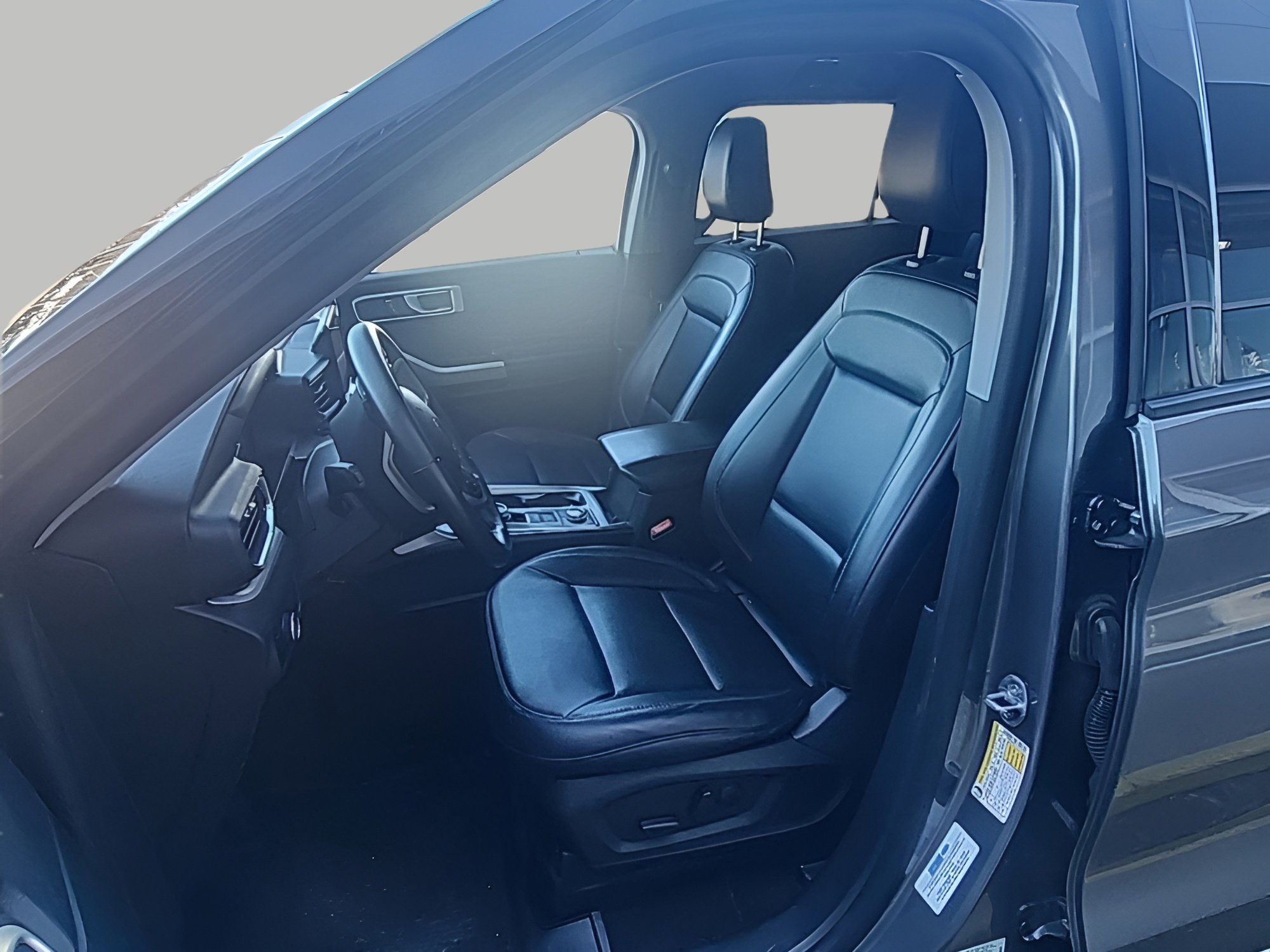 Certified 2023 Ford Explorer XLT w/ Equipment Group 202A image 15