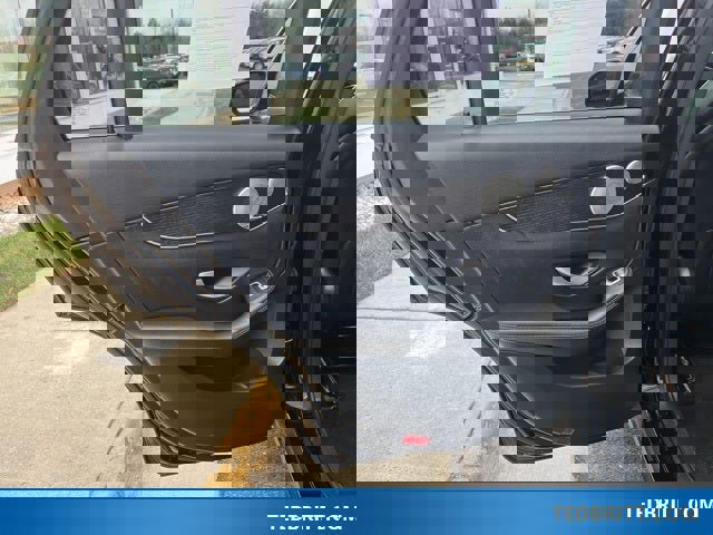 Used 2021 Mercedes-Benz GLC 300 4MATIC image 17