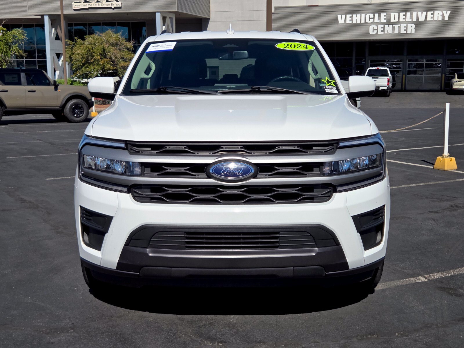Certified 2024 Ford Expedition XLT RWD image 8