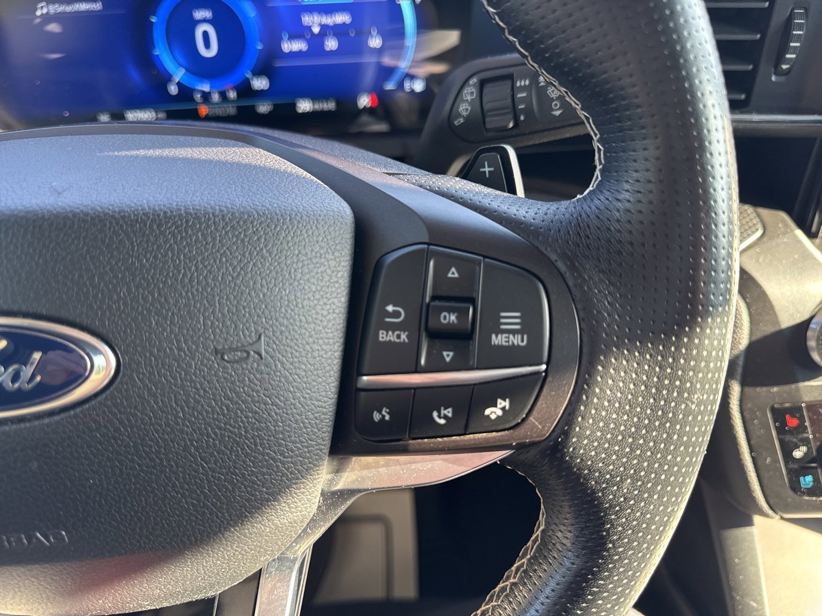 Certified 2020 Ford Explorer ST w/ Premium Technology Package image 31