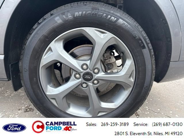 Certified 2023 Ford Escape ST-Line w/ Tech Pack #1 AWD/4WD image 9