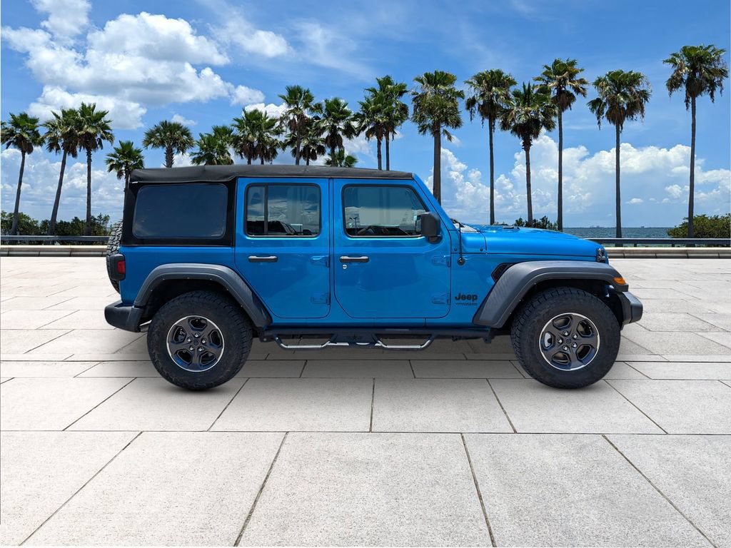 Used 2022 Jeep Wrangler Unlimited Sport AWD/4WD image 9