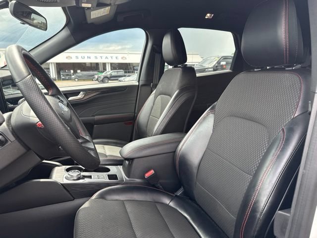 Certified 2023 Ford Escape ST-Line w/ Tech Pack #1 FWD image 7