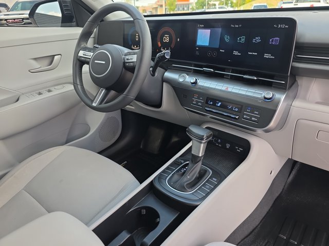 Used 2024 Hyundai Kona SEL FWD image 16