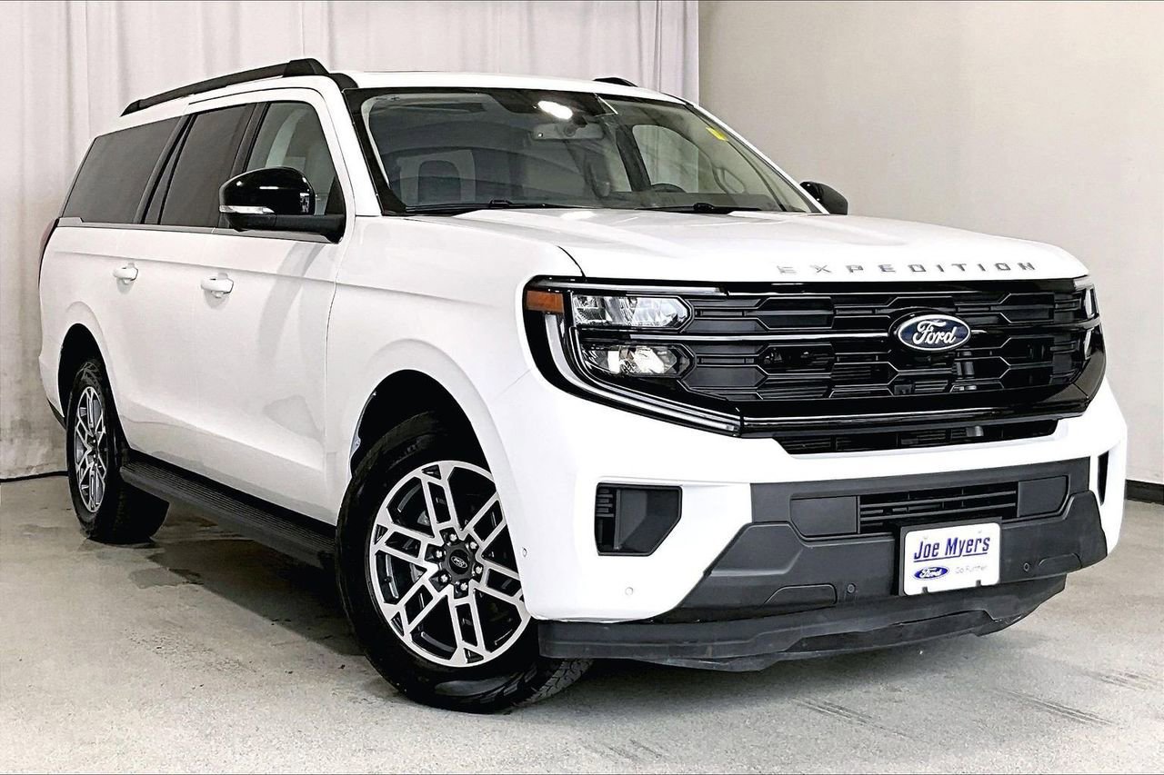 Certified 2025 Ford Expedition Max Active image 5