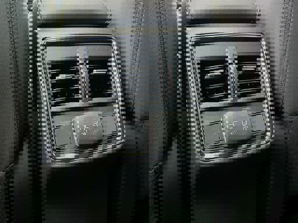 Used 2023 Subaru Forester Wilderness w/ Wilderness Package AWD/4WD image 16