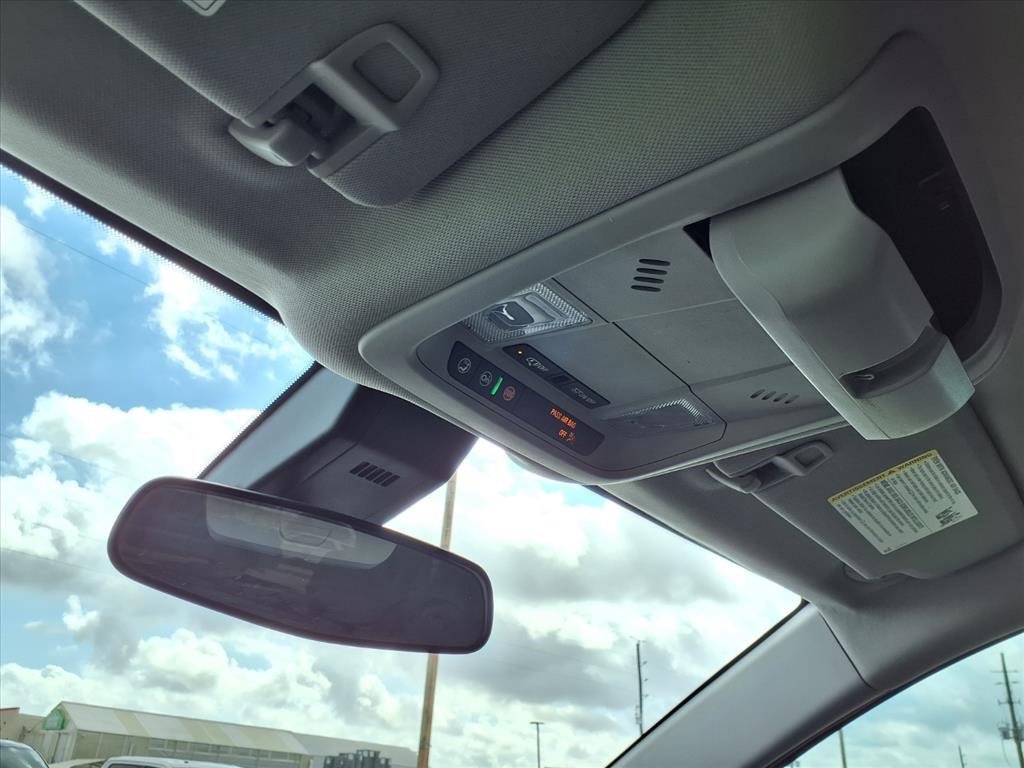 Used 2022 Chevrolet Equinox LT image 23