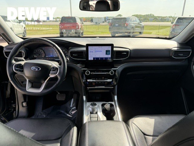 Certified 2023 Ford Explorer Limited w/ Equipment Group 301A AWD/4WD image 28