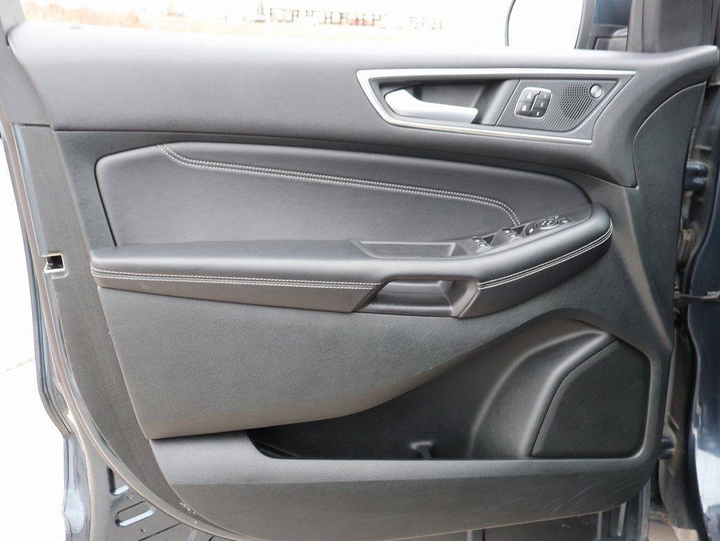 Certified 2022 Ford Edge Titanium image 22