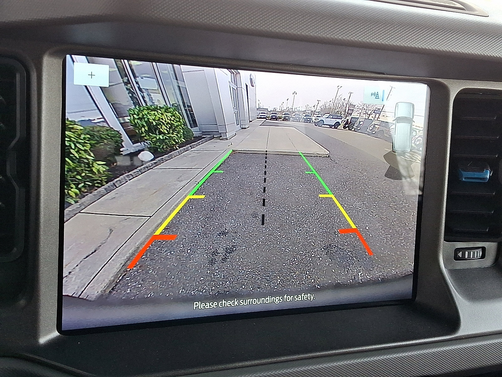 Certified 2024 Ford Bronco Black Diamond image 20