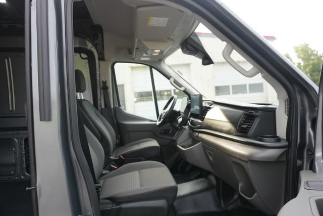 Certified 2024 Ford Transit 250 148 Medium Roof Extended AWD image 23