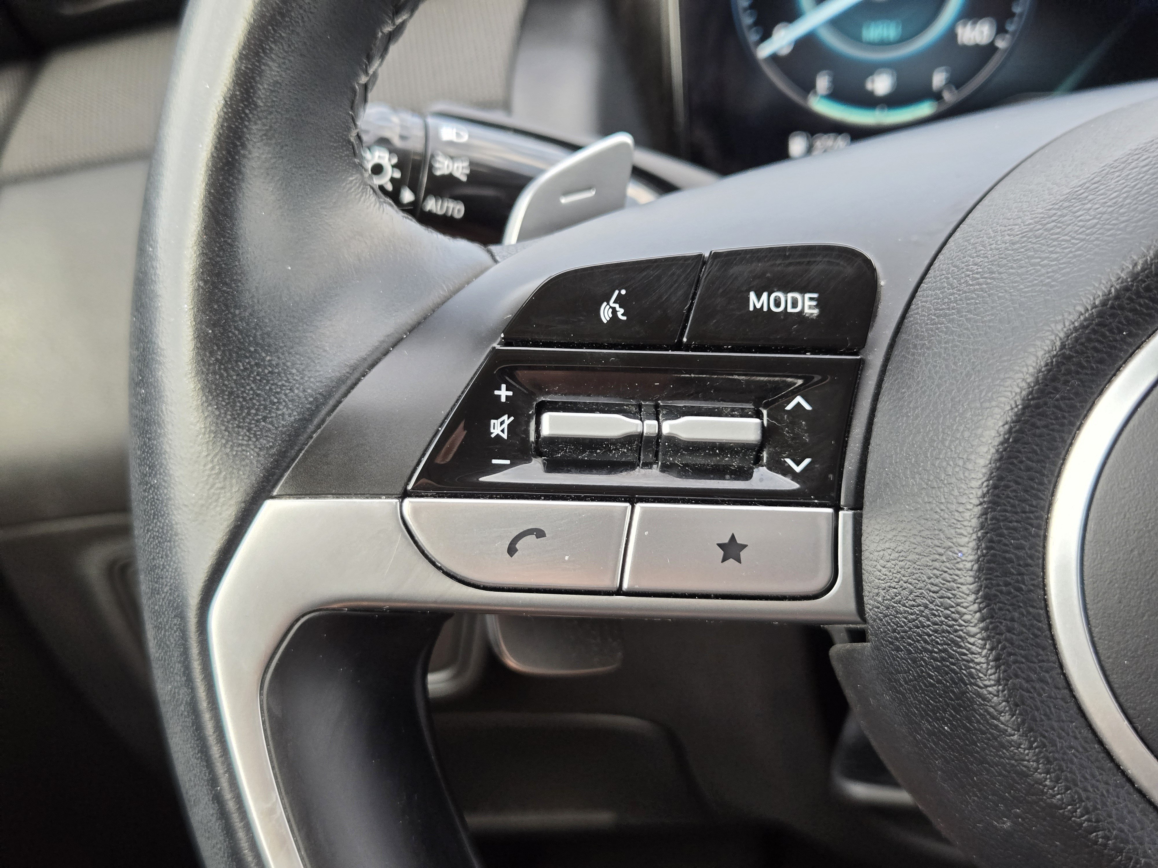 Used 2023 Hyundai Tucson Limited AWD/4WD image 28
