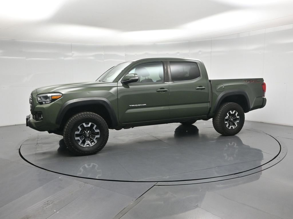 Used 2022 Toyota Tacoma TRD Off-Road w/ Technology Package RWD image 32