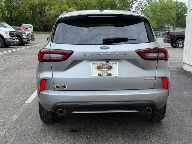 Certified 2024 Ford Escape ST-Line w/ Tech Pack #1 AWD/4WD image 4