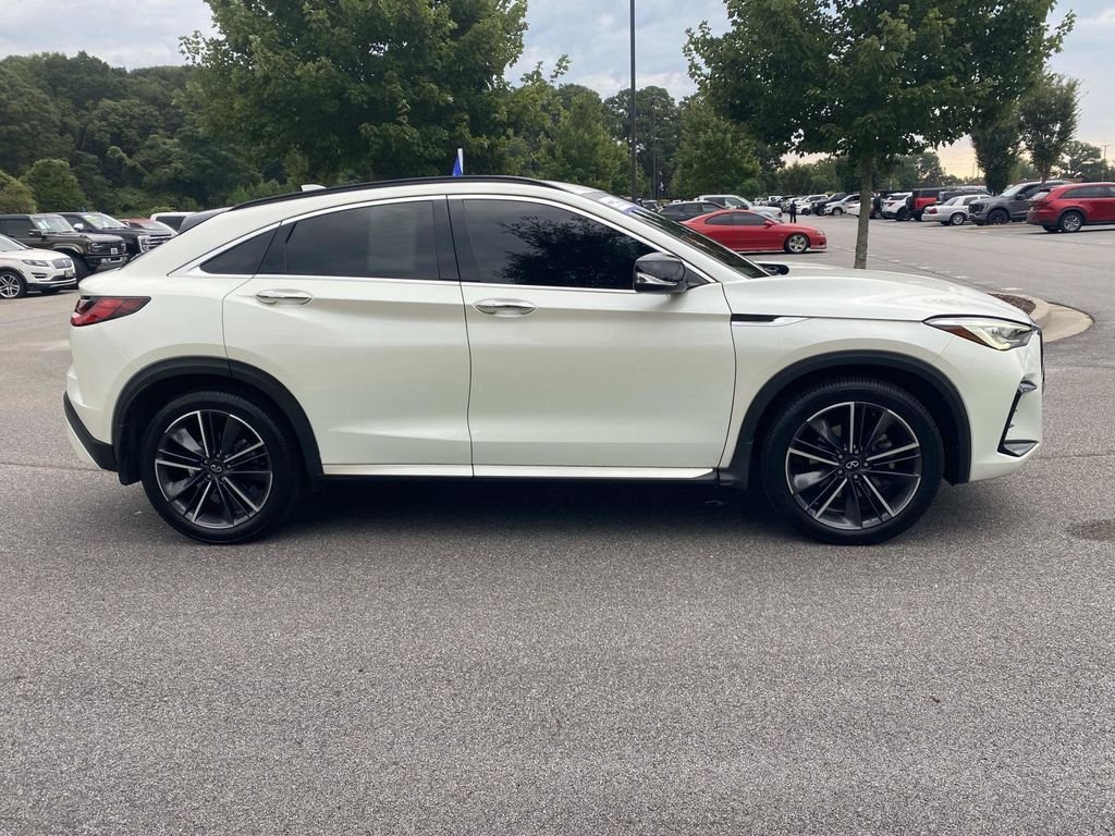 Used 2022 INFINITI QX55 Luxe w/ Cargo Package AWD/4WD image 2