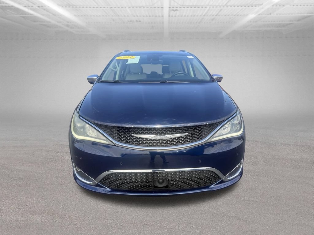 Used 2018 Chrysler Pacifica Limited w/ Advanced Safetytec Group FWD image 13