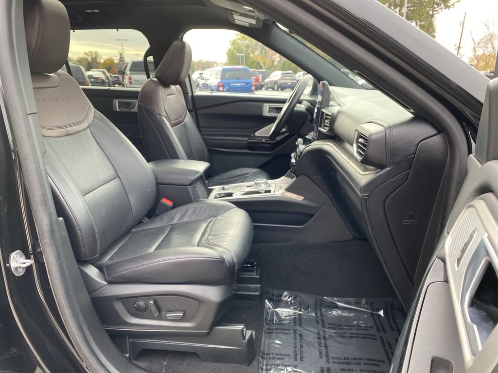 Certified 2023 Ford Explorer Platinum w/ Technology Package image 42