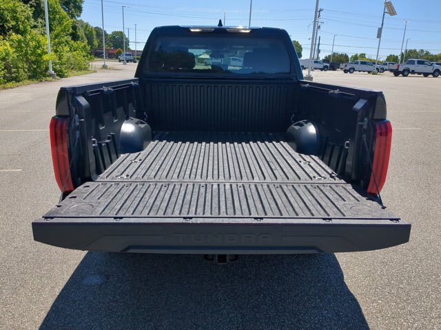 Used 2023 Toyota Tundra SR5 w/ SR5 Convenience Package AWD/4WD image 32