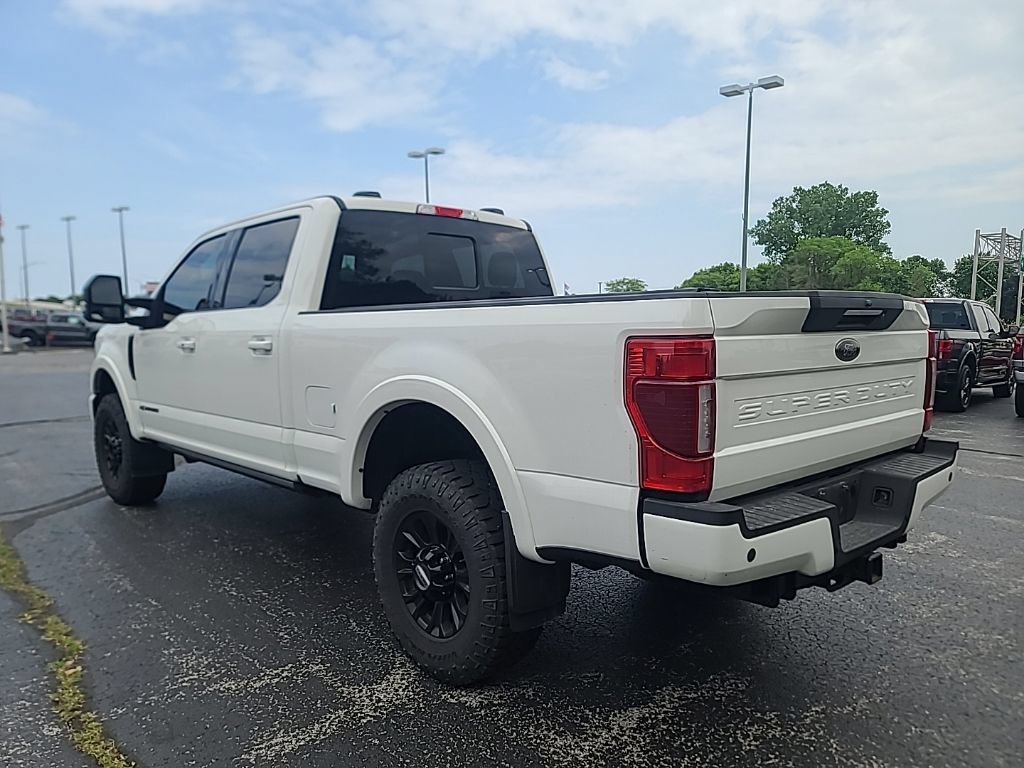 Certified 2022 Ford F350 Lariat w/ Tremor Off-Road Package AWD/4WD image 4