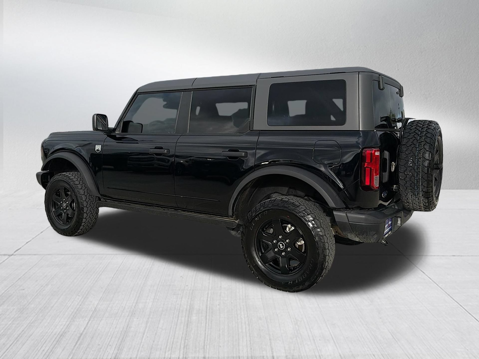Certified 2025 Ford Bronco Big Bend w/ Black Diamond Package AWD/4WD image 10
