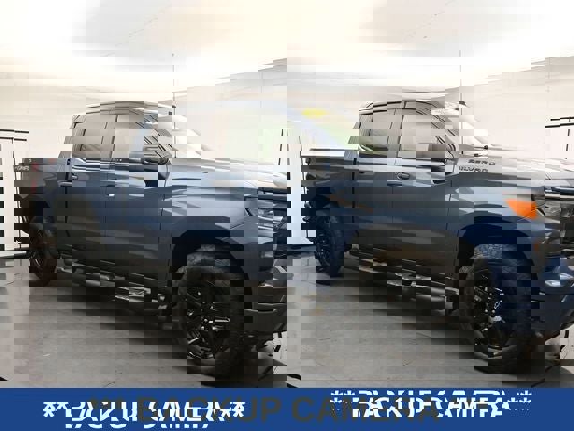 Used 2024 Chevrolet Silverado 1500 Custom w/ Turbomax Blackout Package AWD/4WD image 20