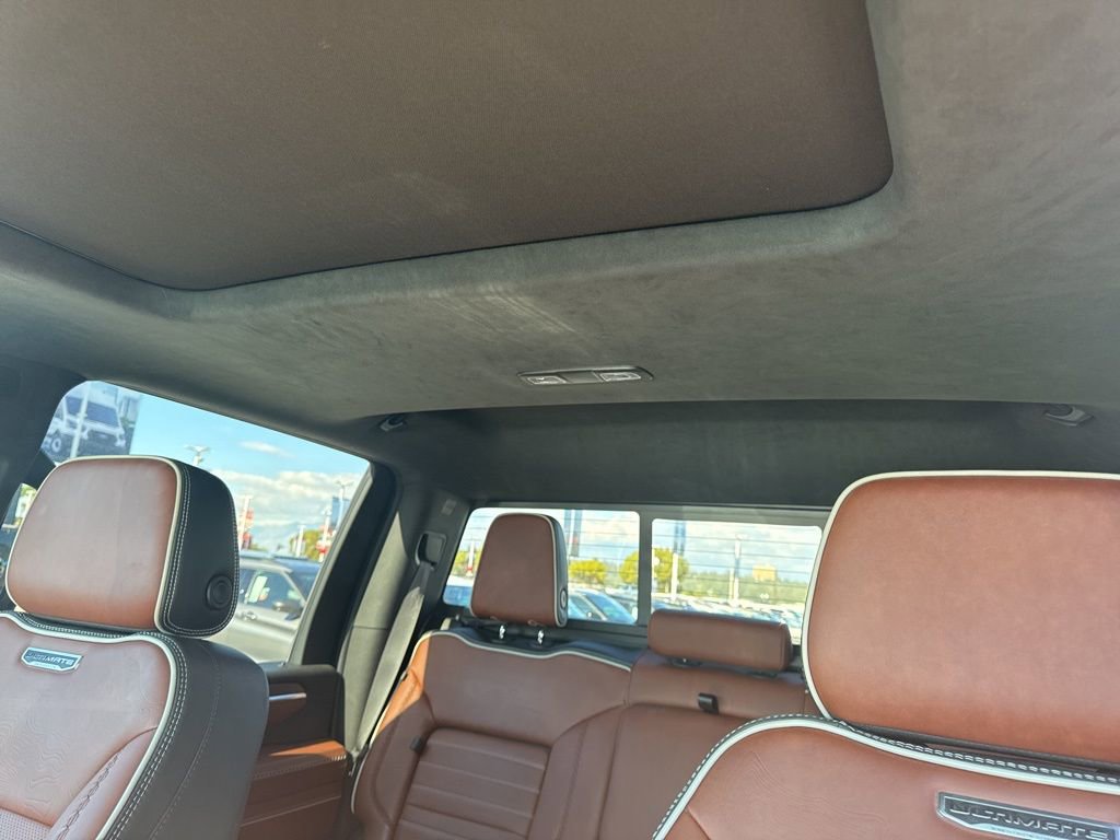 Used 2024 GMC Sierra 2500 Denali Ultimate image 10