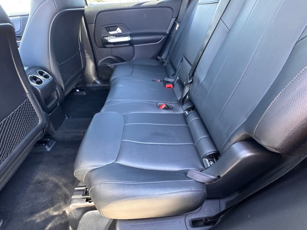 Used 2023 Mercedes-Benz EQB 300 300 image 30