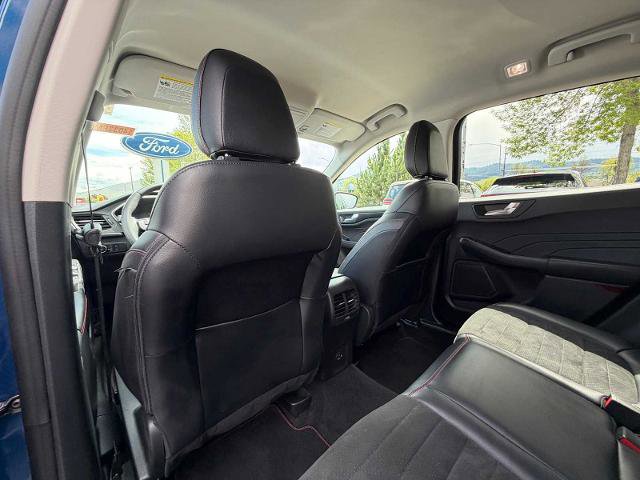 Certified 2022 Ford Escape SEL w/ SEL Stealth AWD Package image 25
