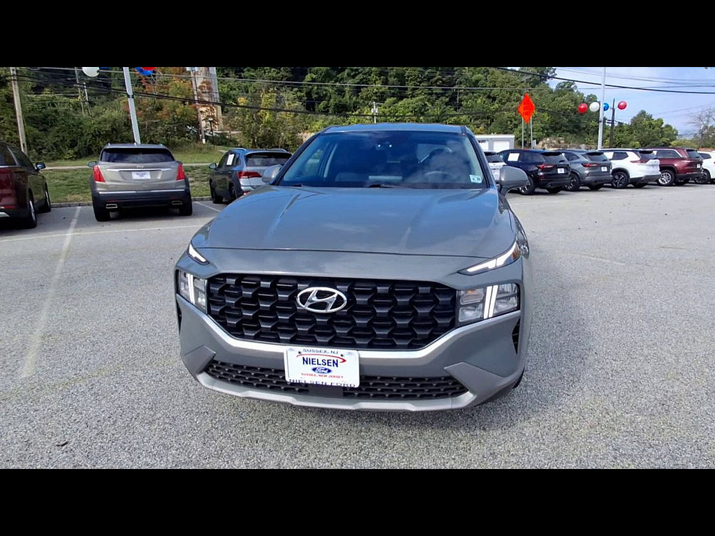 Used 2023 Hyundai Santa Fe SE AWD/4WD image 3