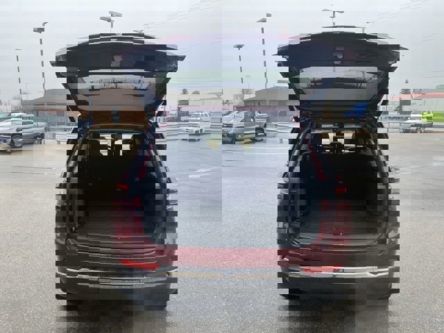 Used 2022 Jeep Grand Cherokee Limited w/ Luxury Tech Group II image 20