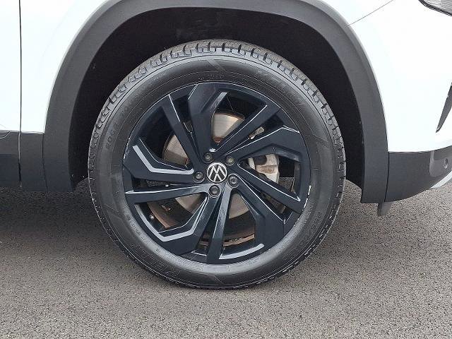 Used 2020 Volkswagen Atlas Cross Sport SEL image 8