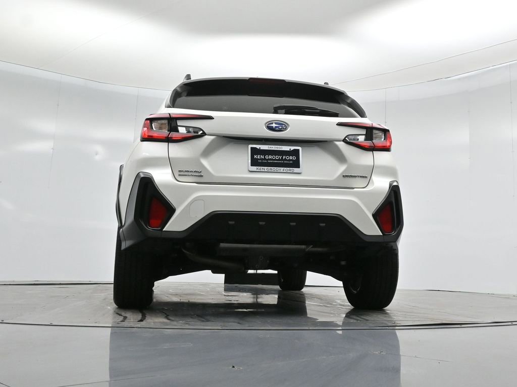 Used 2024 Subaru Crosstrek 2.0i Premium image 15