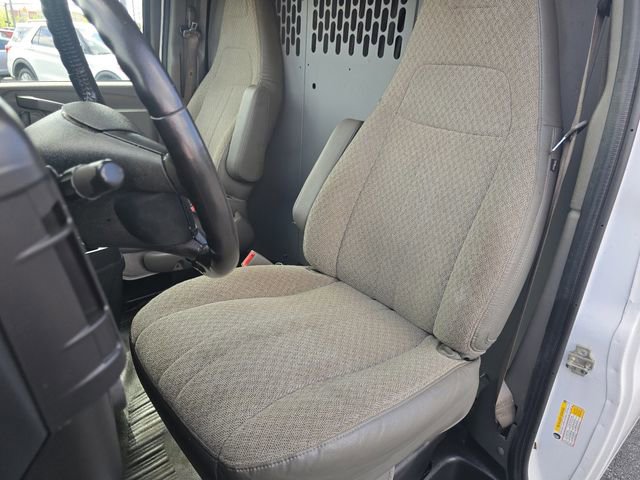 Used 2023 GMC Savana 2500 w/ Driver Convenience Package RWD image 17