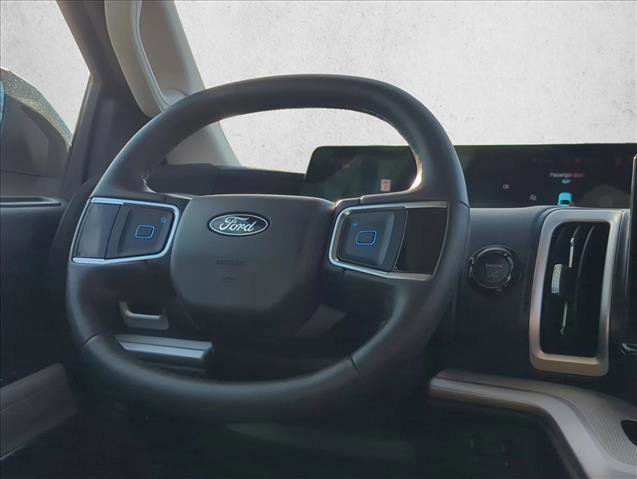 Certified 2025 Ford Expedition Max Active image 27