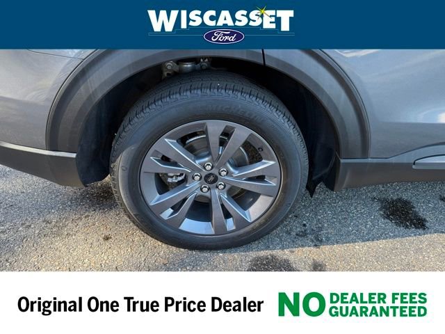 Certified 2022 Ford Explorer XLT w/ Equipment Group 202A image 29