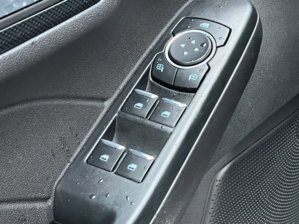 Certified 2023 Ford Escape ST-Line w/ Tech Pack #1 image 21