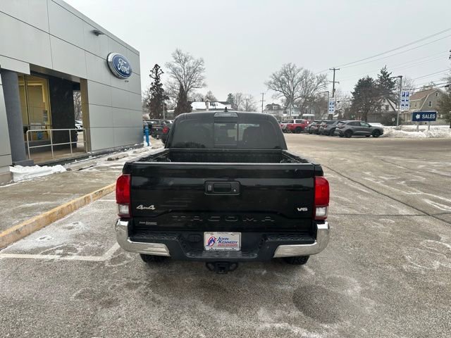 Used 2022 Toyota Tacoma SR5 image 10