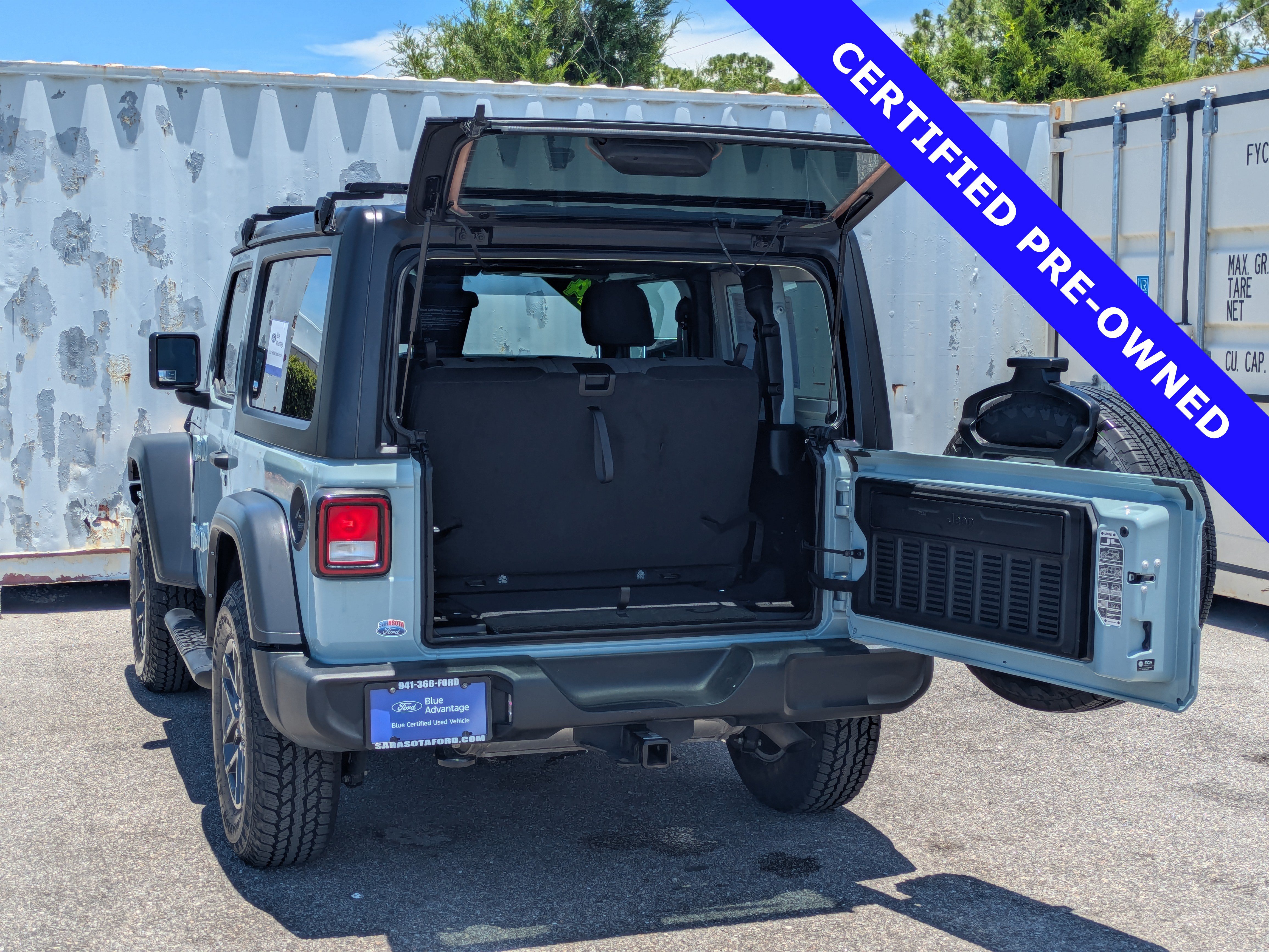 Used 2024 Jeep Wrangler Sport AWD/4WD image 13
