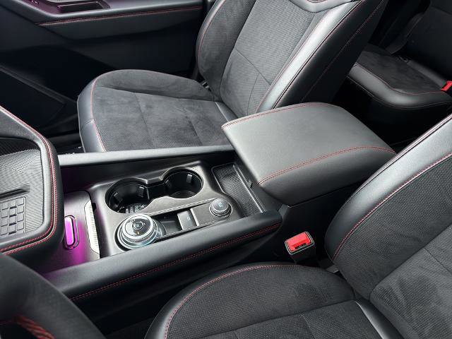 Certified 2025 Ford Explorer ST image 31